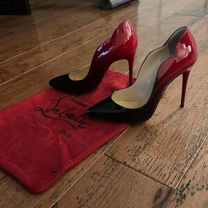 Christian Louboutin Paris Red Bottoms size 7